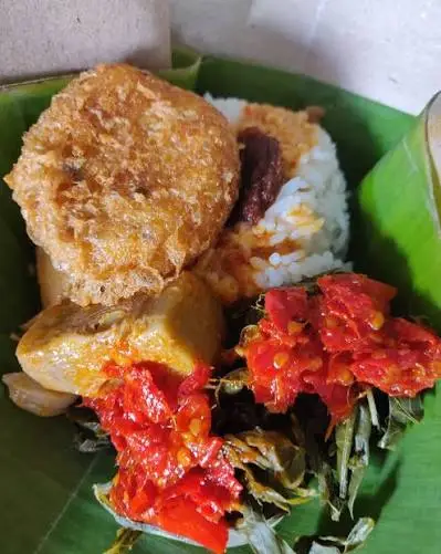 Nasi Padang Perkedel